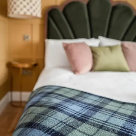 The Seelies - Luxury Aparthotel - By The House Of Danu Kingussie Exterior photo