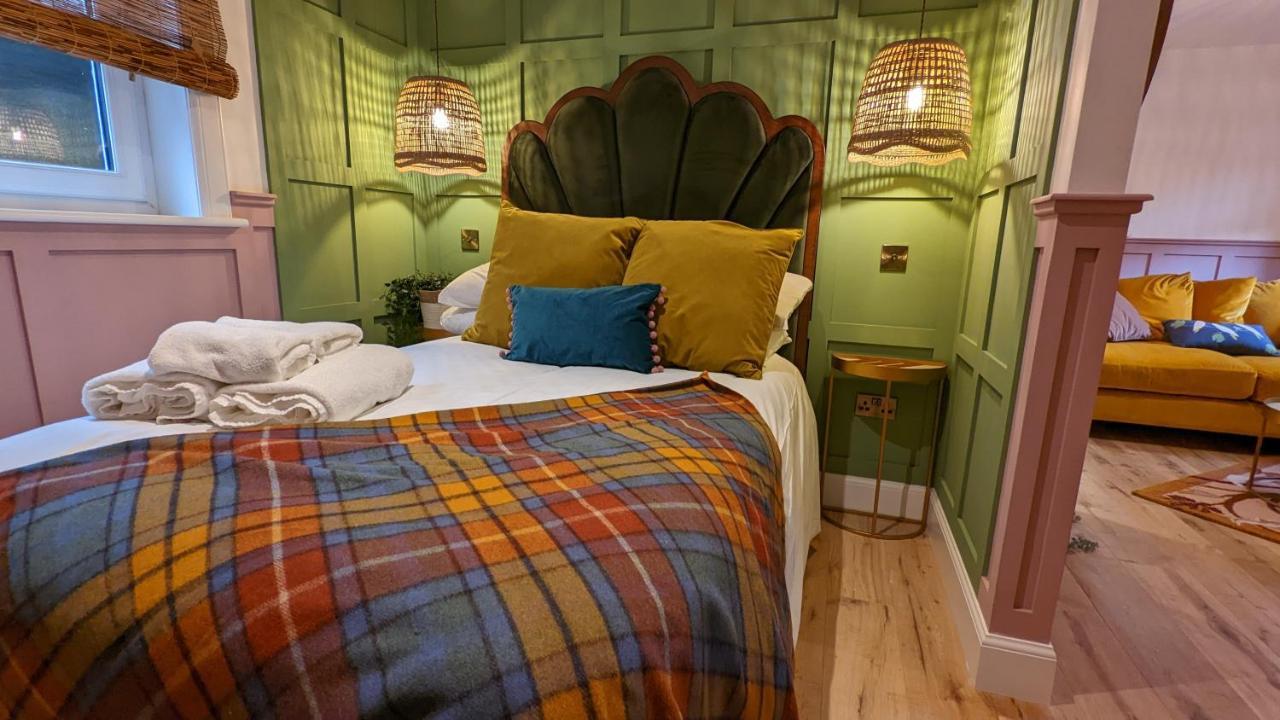The Seelies - Luxury - By The House Of Danu Kingussie